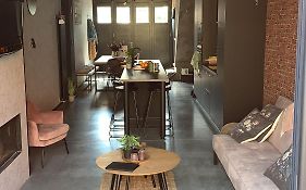 Loftlivinq@Sea